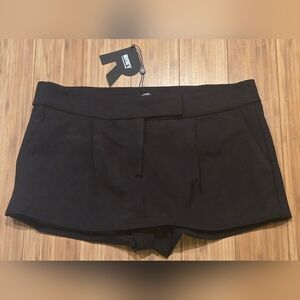 NWT RNWY Black Women's Shorts